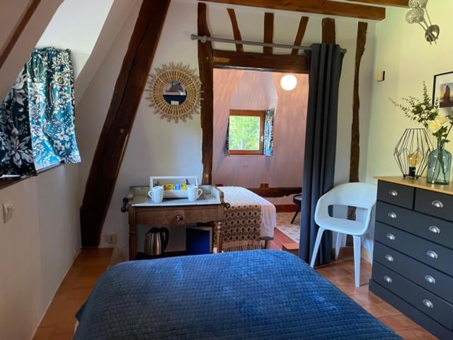 Le Prieure Des Fontaines Hotel Les Preaux Bagian luar foto