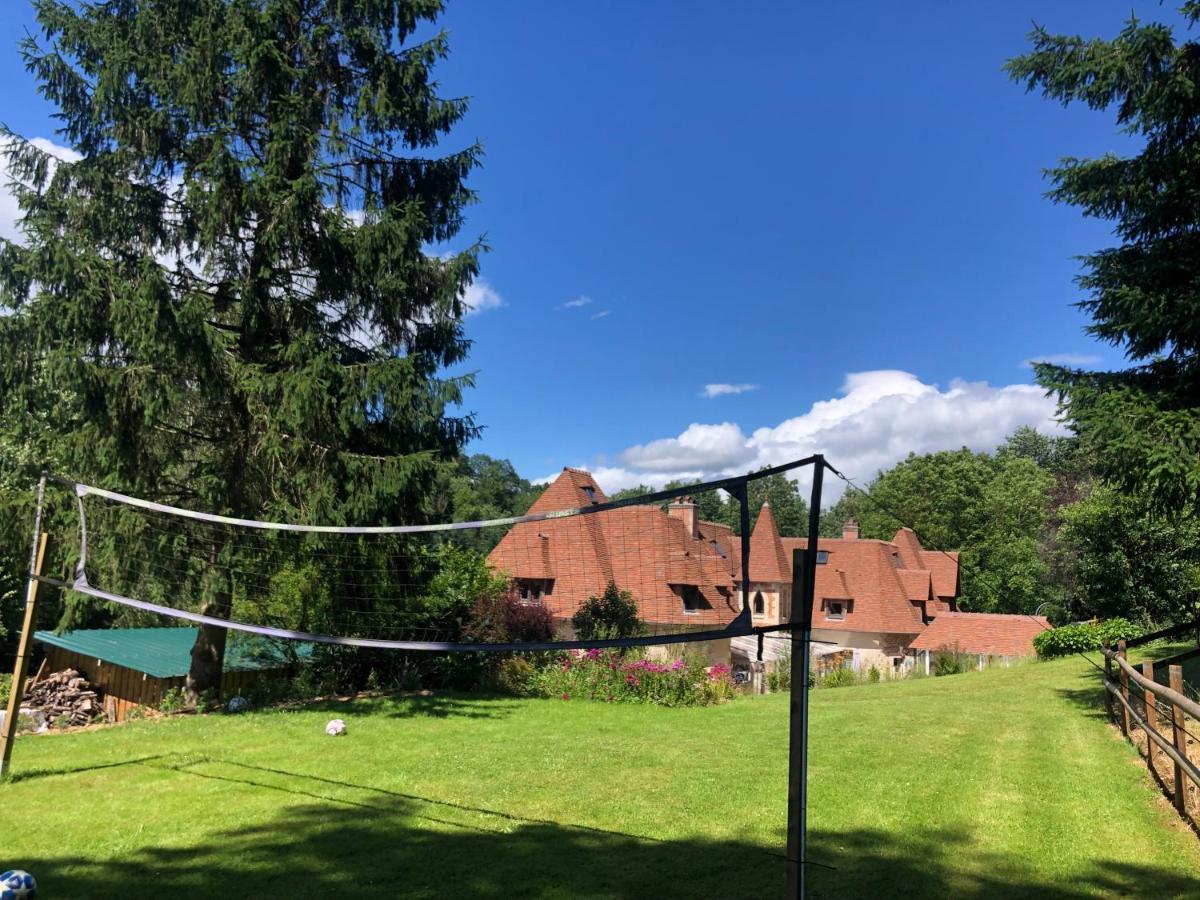 Le Prieure Des Fontaines Hotel Les Preaux Bagian luar foto