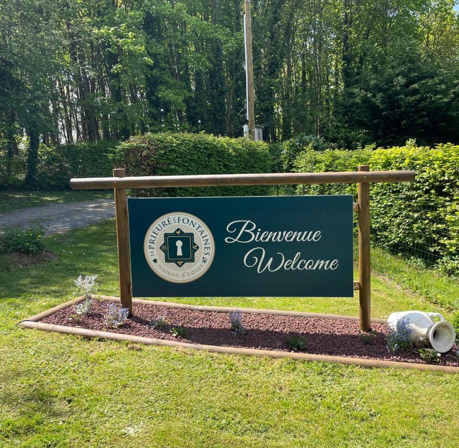 Le Prieure Des Fontaines Hotel Les Preaux Bagian luar foto