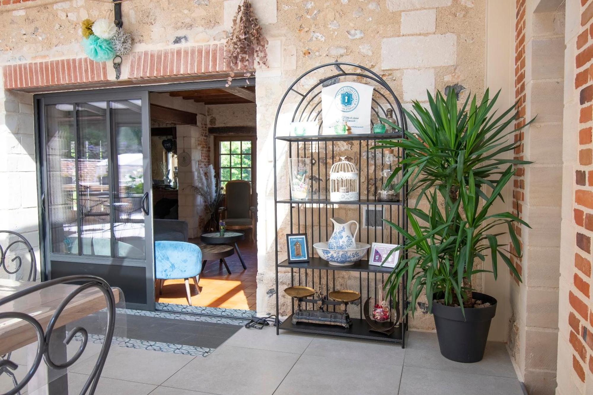 Le Prieure Des Fontaines Hotel Les Preaux Bagian luar foto