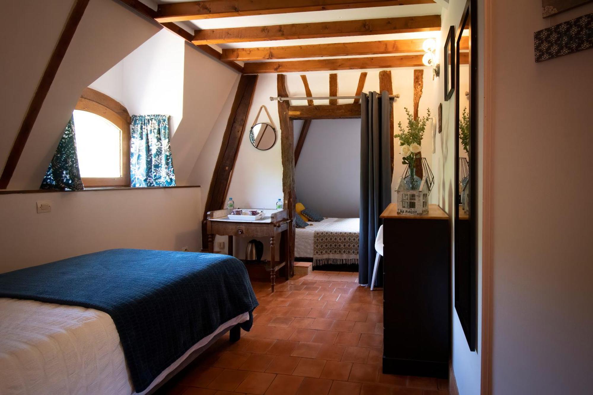 Le Prieure Des Fontaines Hotel Les Preaux Bagian luar foto